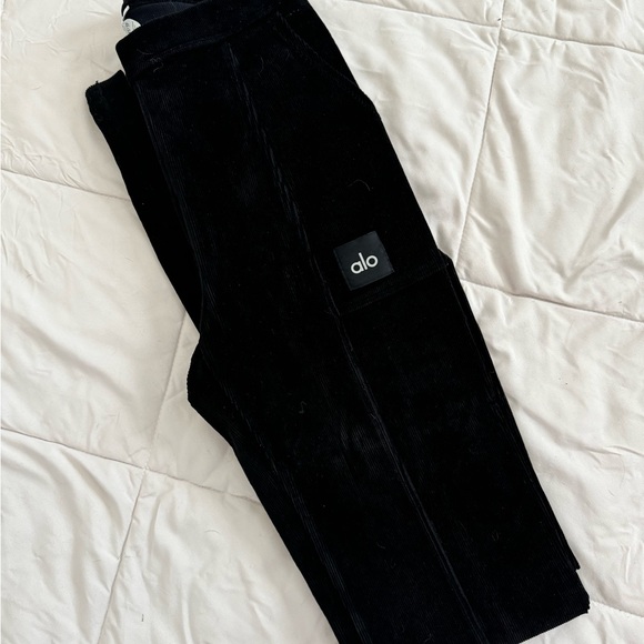 Micro Corduroy High-Waist Winter Break Flare Pant- Alo - Picture 3 of 3